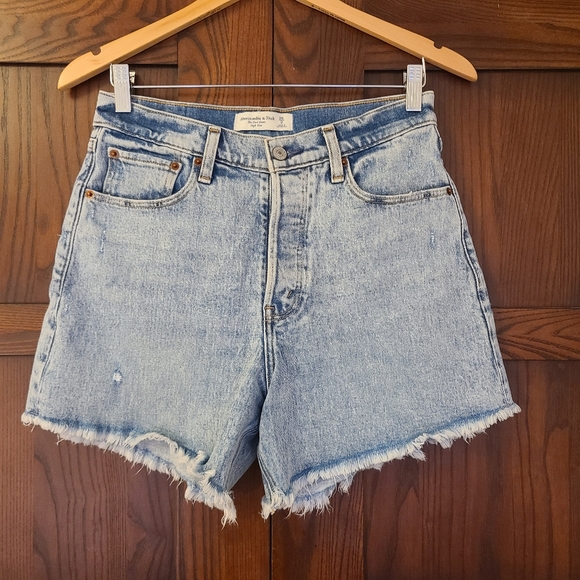 Abercrombie & Fitch Pants - Abercrombie & Fitch The Dad Short High Rise Acid Wash Jean Shorts Size 26 2
